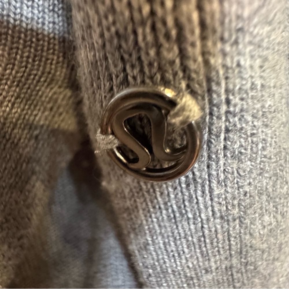 Lululemon Bring It Backbend Sweater in Heathered Medium Grey Sz 6 - Picture 8 of 10
